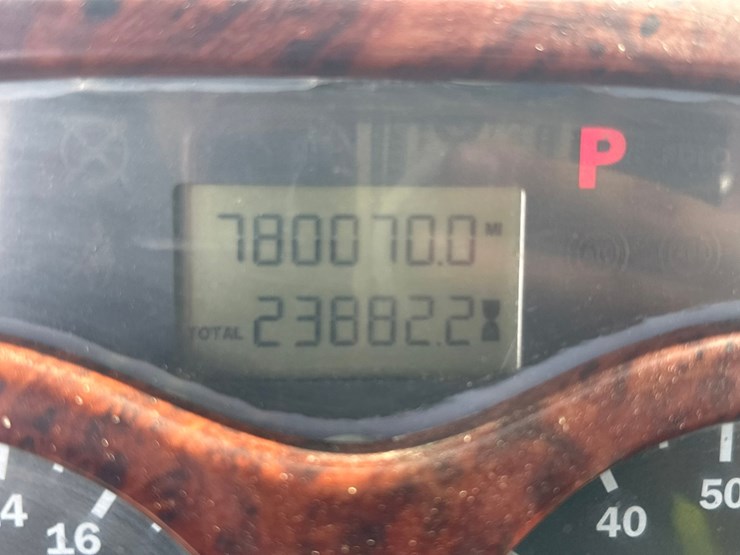 2002-mack-ch613-image-27