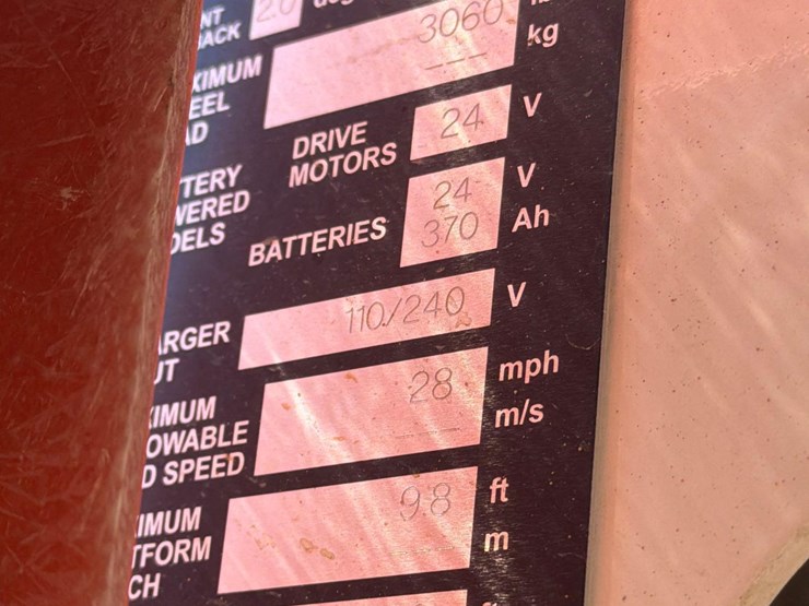 2019-snorkel-mb26j-boom-lift-image-10