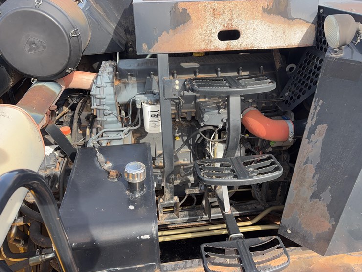 2006-new-holland-cr970-image-11