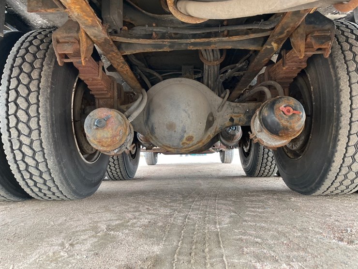 2012-international-durastar-4400-image-60