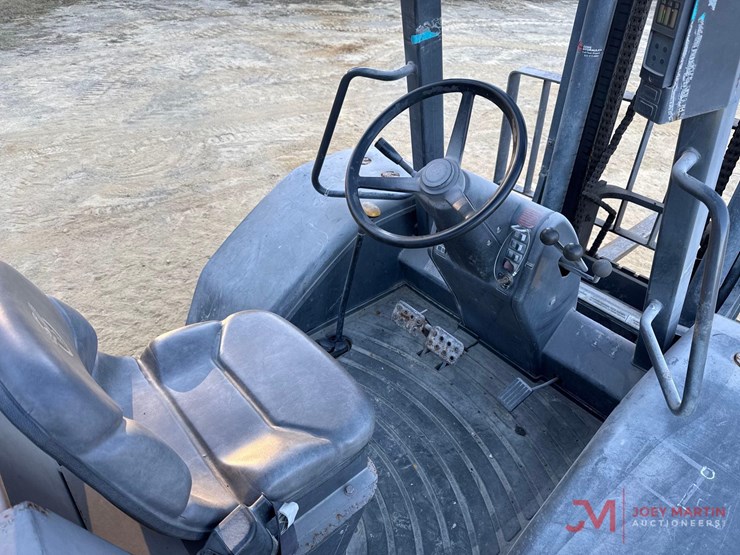 2019-case-586h-image-13