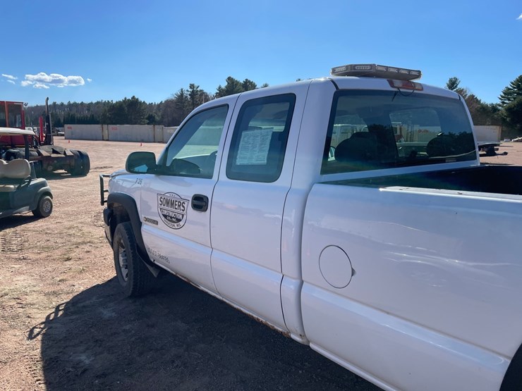 2006-chevrolet-2500-image-11