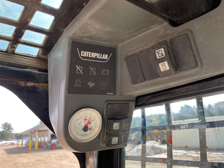 caterpillar-247b3-image-40