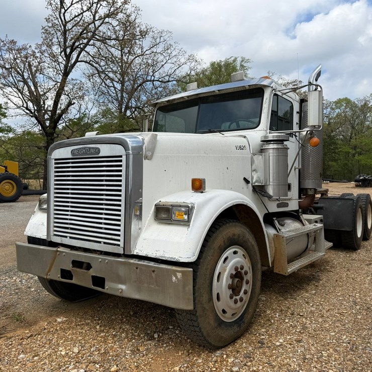 1998 FREIGHTLINER 108SD PLUS