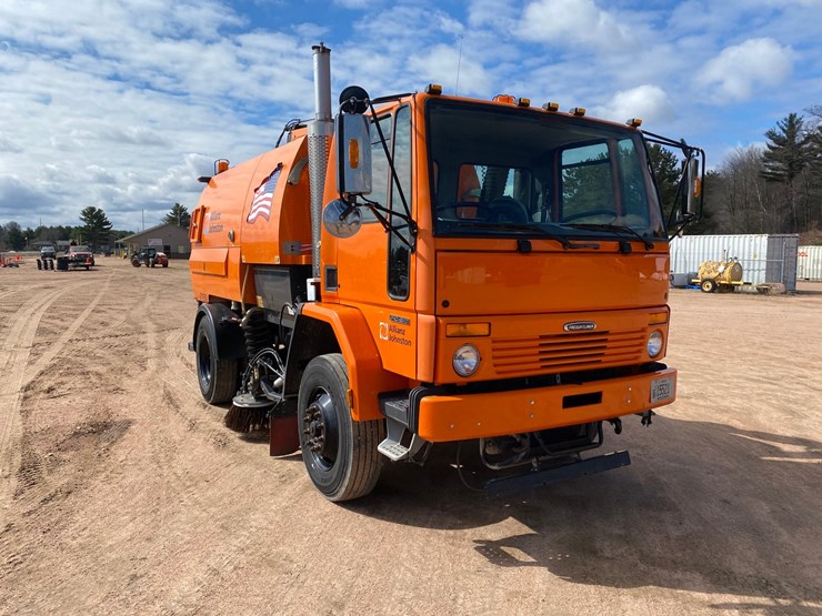 2007-freightliner-fc80-image-3