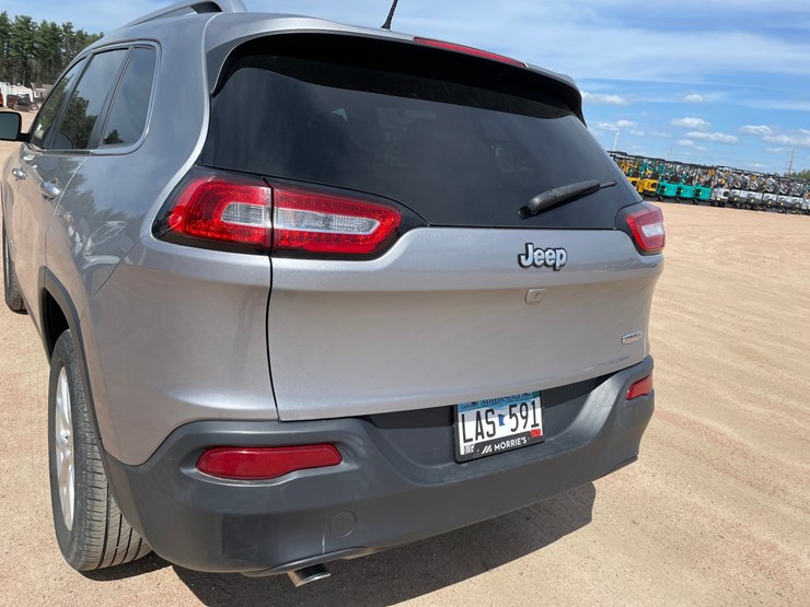 2014-jeep-cherokee-image-22