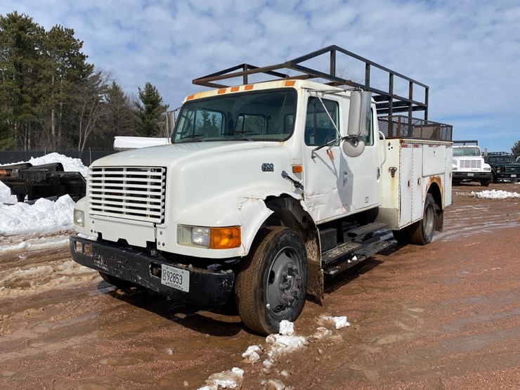 2002-international-4700-image-1