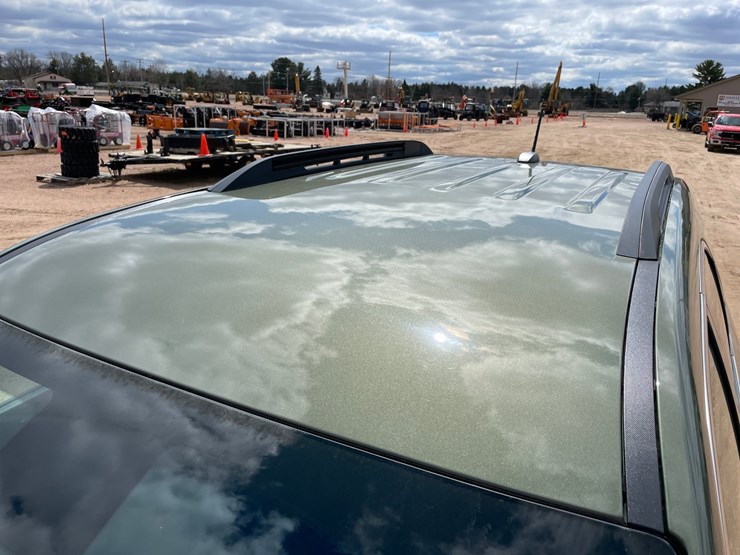 2015-chevrolet-equinox-lt-image-12