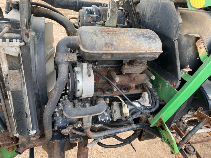 john-deere-4110-image-28