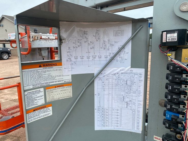 1995-skyjack-sjkb33n-image-18