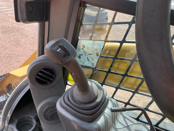 caterpillar-289d-image-45