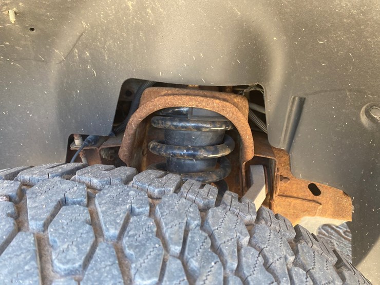 2012-chevrolet-silverado-1500-image-18