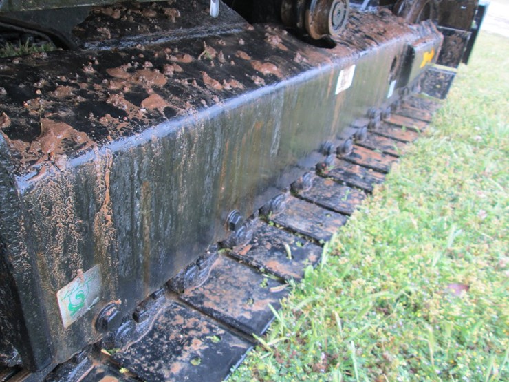 caterpillar-305.5-image-16