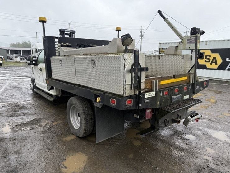 2017-ford-f350-image-6