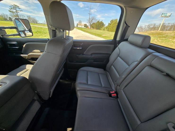 2019-chevrolet-silverado-3500-image-78