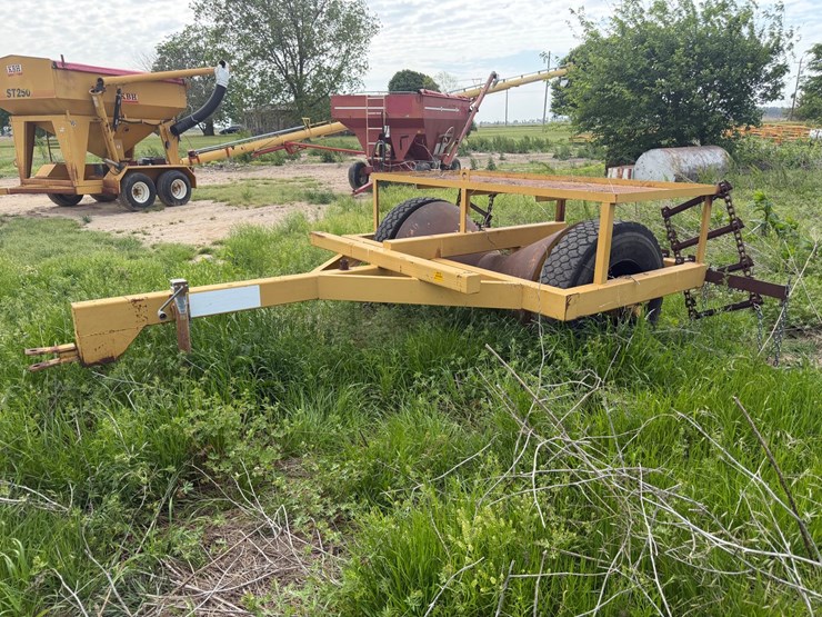 #46918-•-levee-packer-image-1