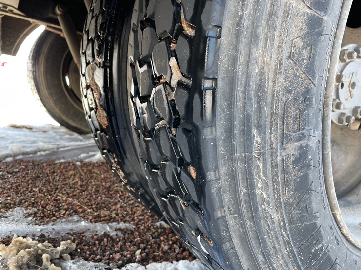 2000-international-4700-image-66