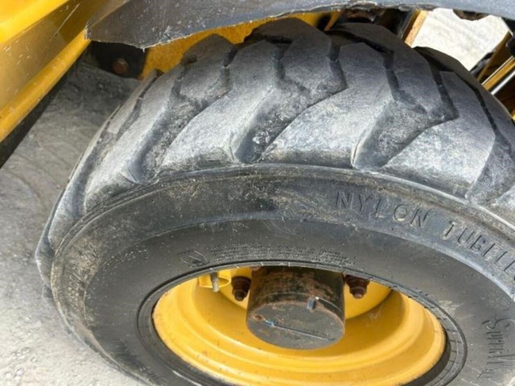 2012-caterpillar-th255-image-54