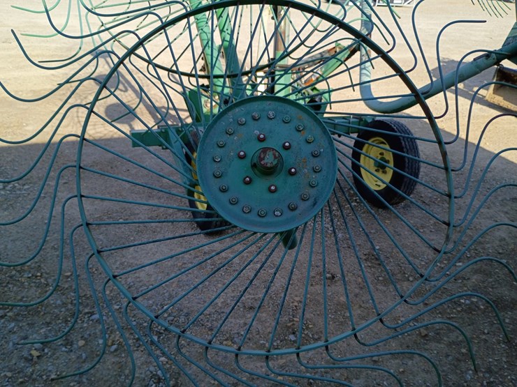 john-deere-702-image-22