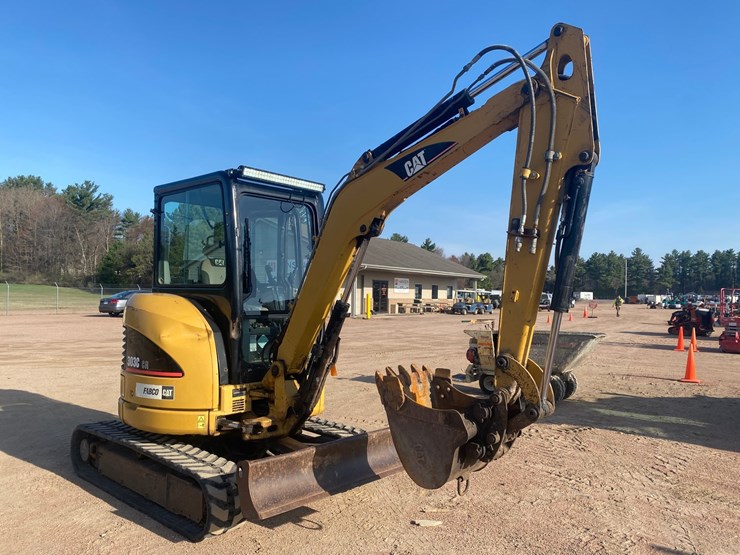 caterpillar-303c-cr-image-2