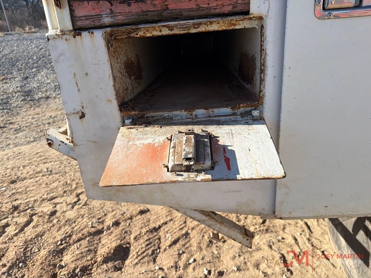 2008-international-7400-image-18