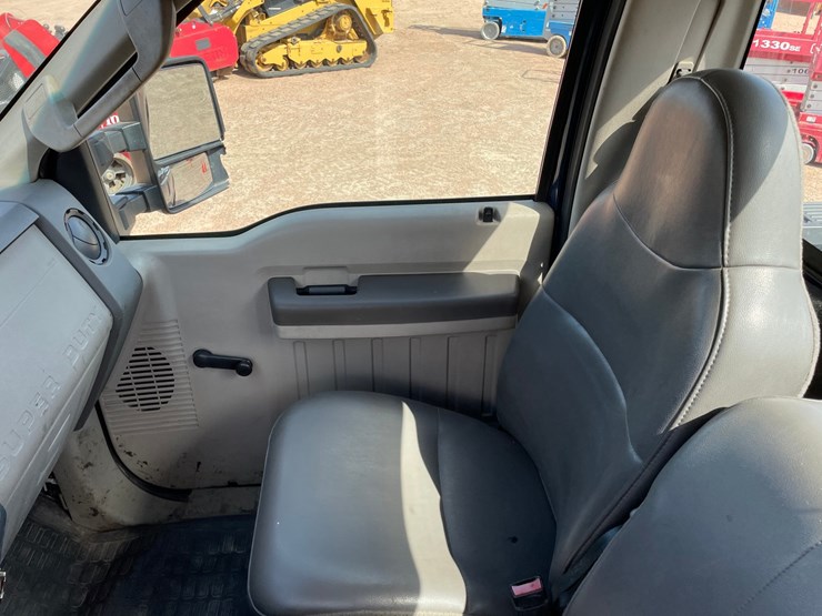 2009-ford-f250-xl-image-49