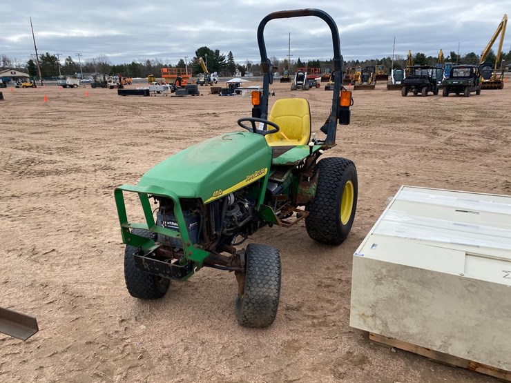 john-deere-4110-image-1