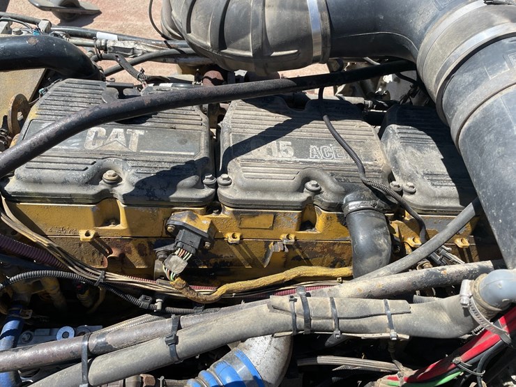 2007-freightliner-fld120-image-35