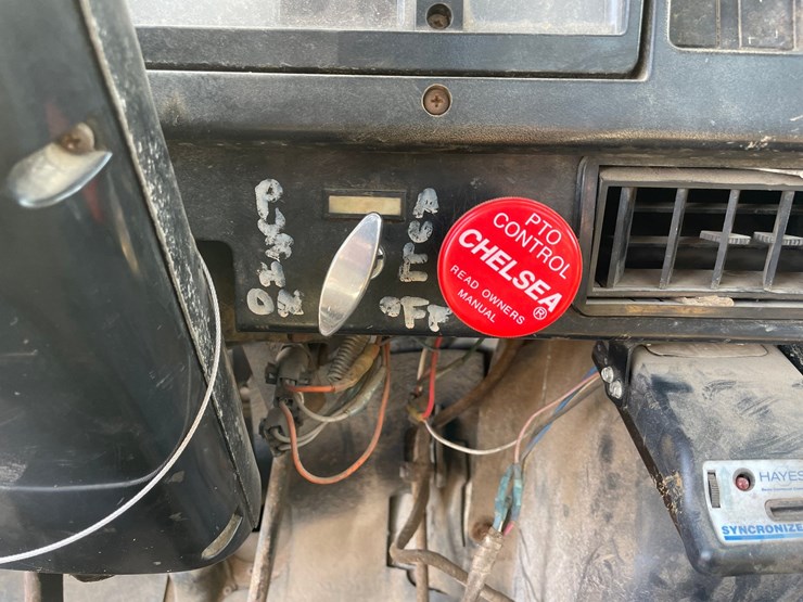 1990-international-4900-image-40