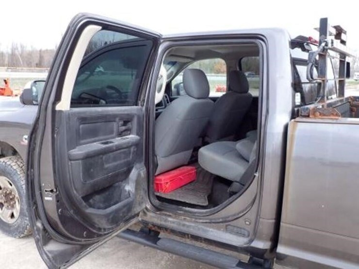 2014-ram-2500-hd-image-27