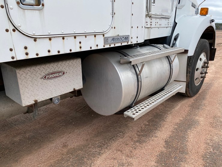 1998-kenworth-t800-image-31