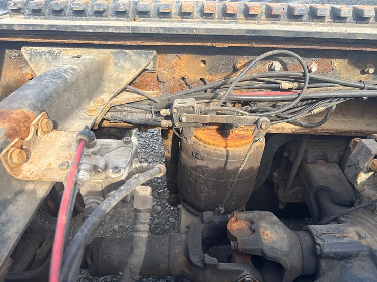 2007-mack-cl733-image-54