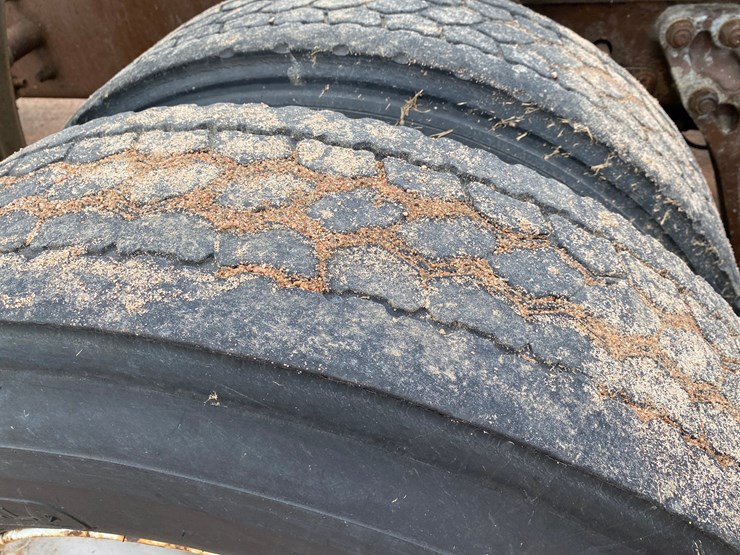 1998-kenworth-t800-image-19