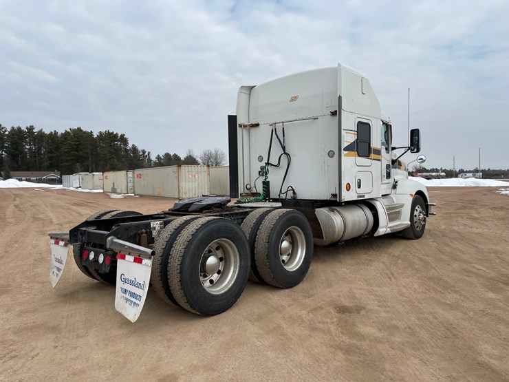 2016-kenworth-t660-image-5