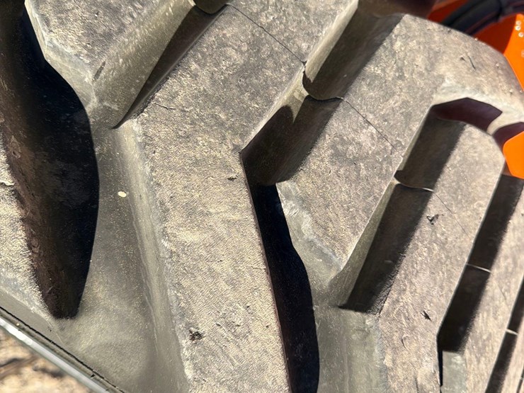 2015-jlg-600aj-image-6