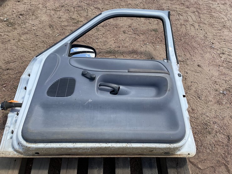 1998-dodge-2500-image-19