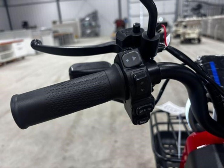 unused-2026-sdlanch-irgc40-electric-tricycle-image-17