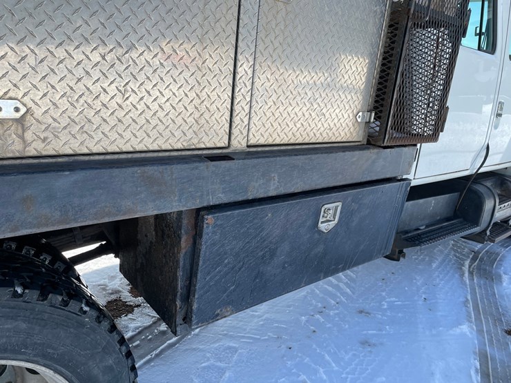 2000-international-4700-image-25