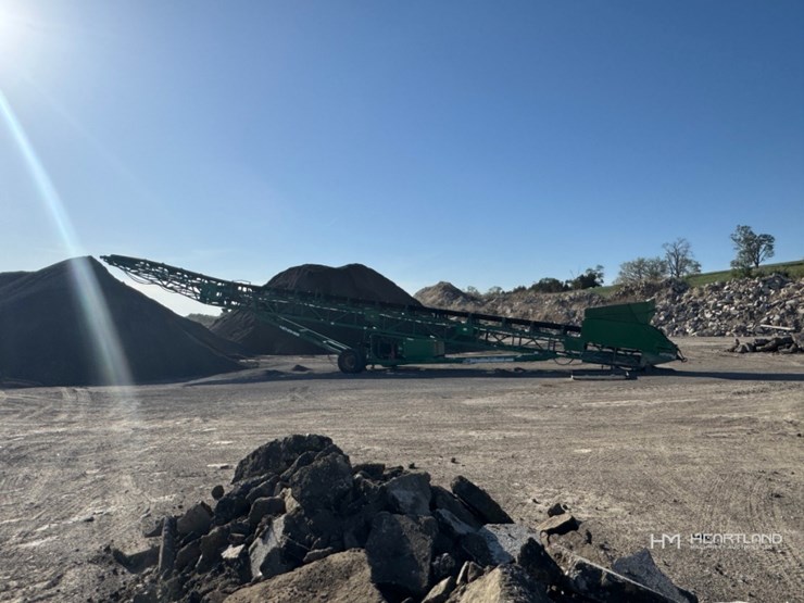 2012-mccloskey-36x80dkt-radial-stacking-conveyor-image-37