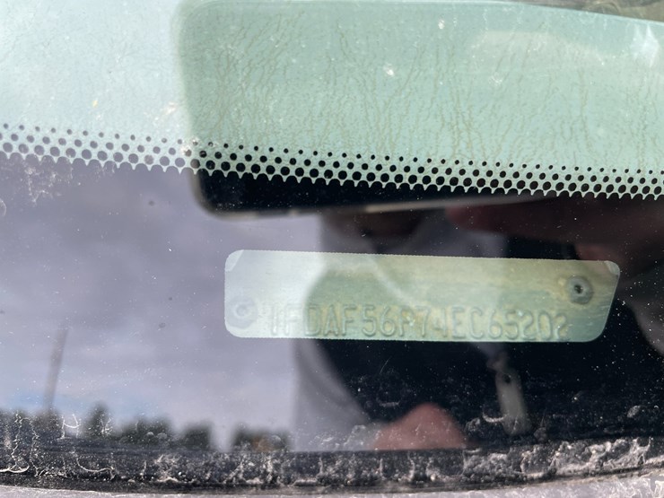 2004-ford-f550-image-39