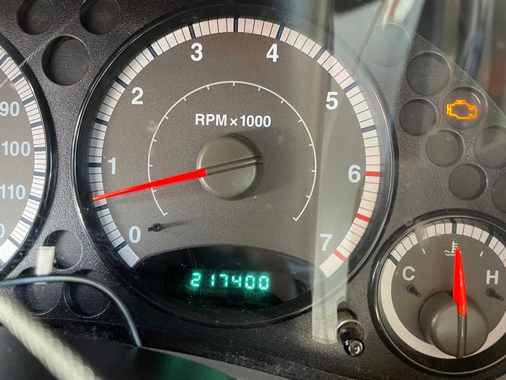 2005-jeep-liberty-image-31