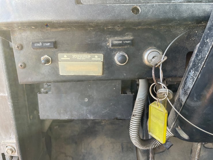 1990-international-4900-image-39