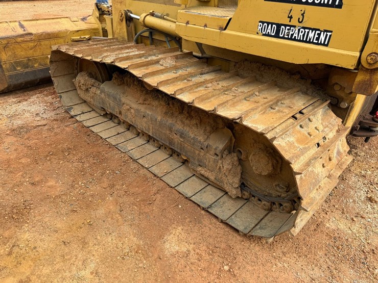 caterpillar-d4c-image-5