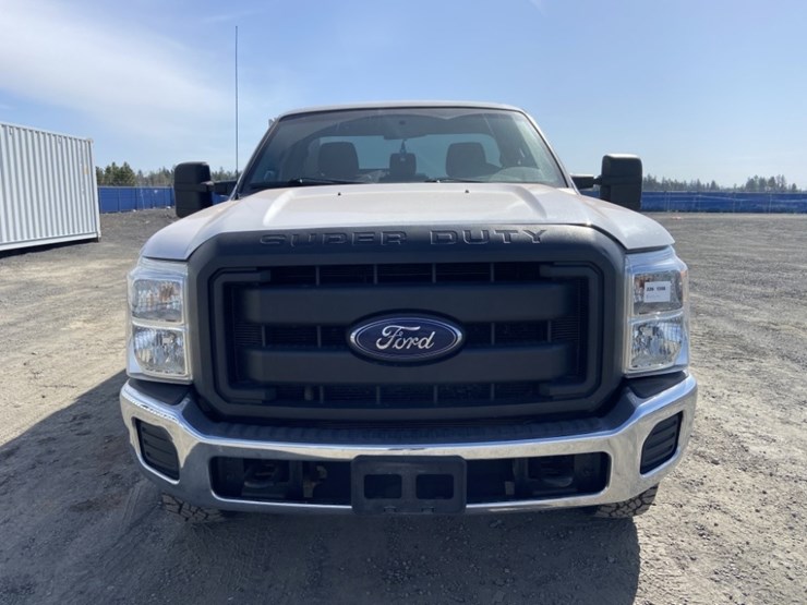 2014-ford-f250-xl-image-8