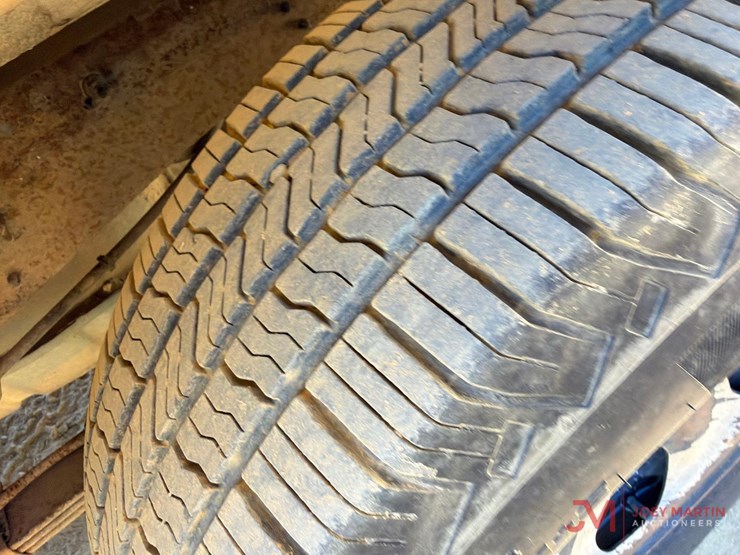 2001-ford-f150-xl-image-10