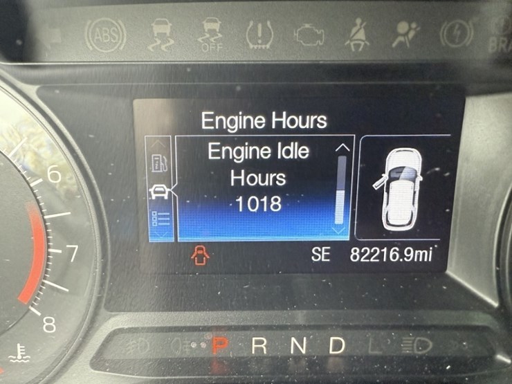 2017-ford-explorer-image-33