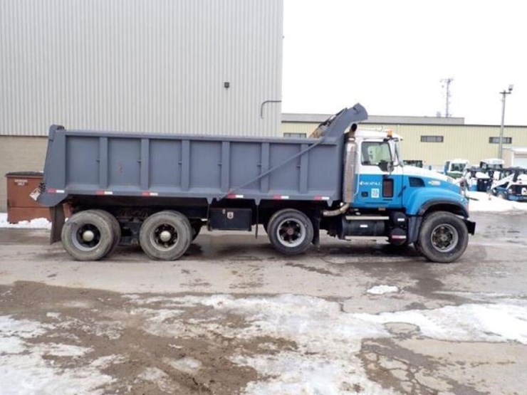 2003-mack-cv713-granite-tri/a-dump-truck-1m2ag10c4-image-5