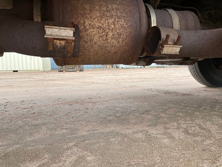 2012-international-durastar-4400-image-65