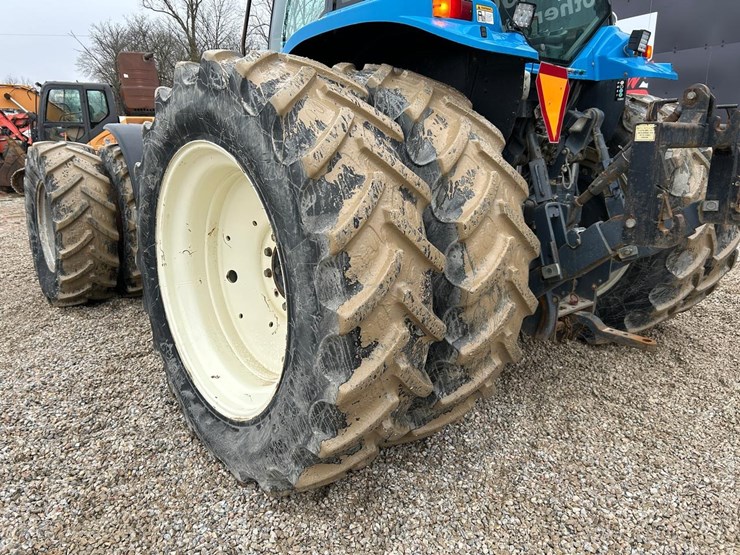 new-holland-8770-image-15