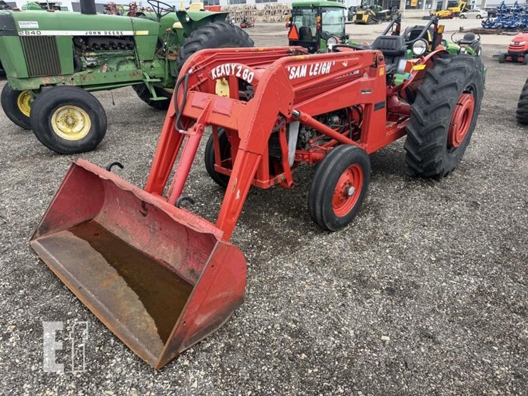 massey-ferguson-135-image-1